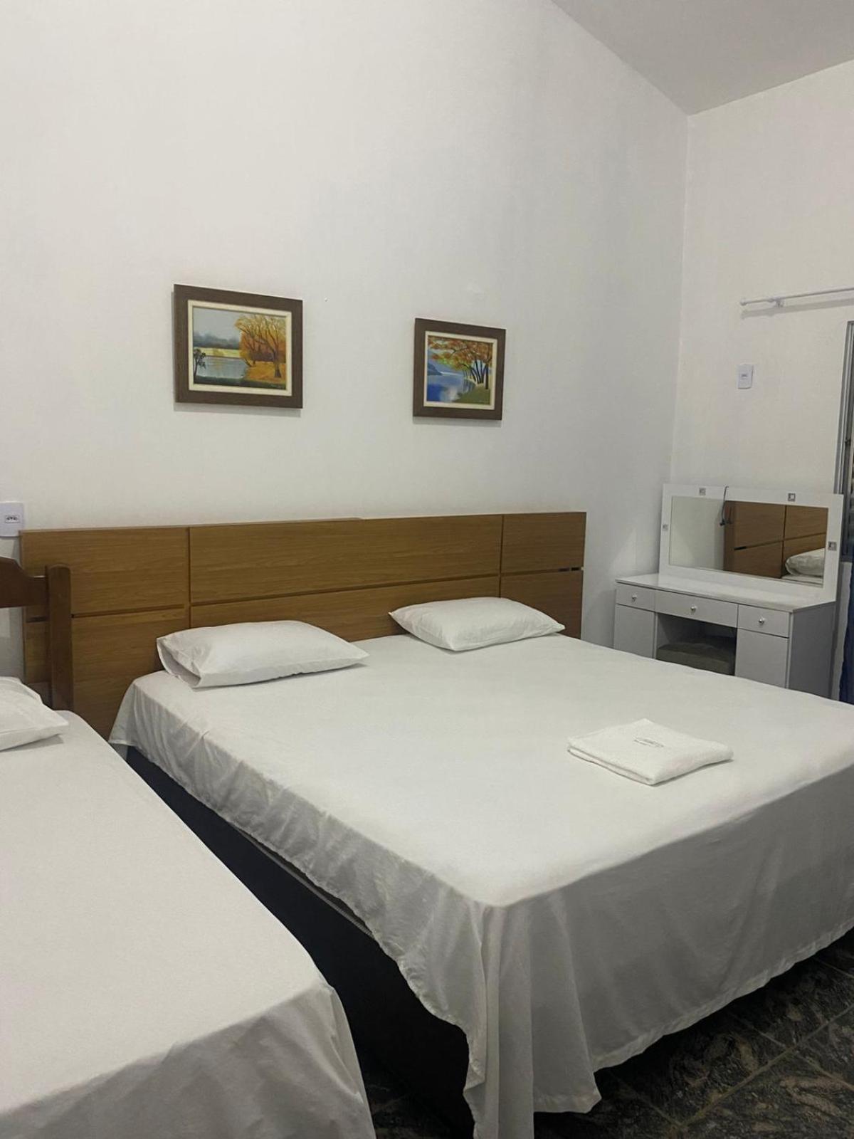 Hotel Pousada Do Sol II Aragarcas Esterno foto